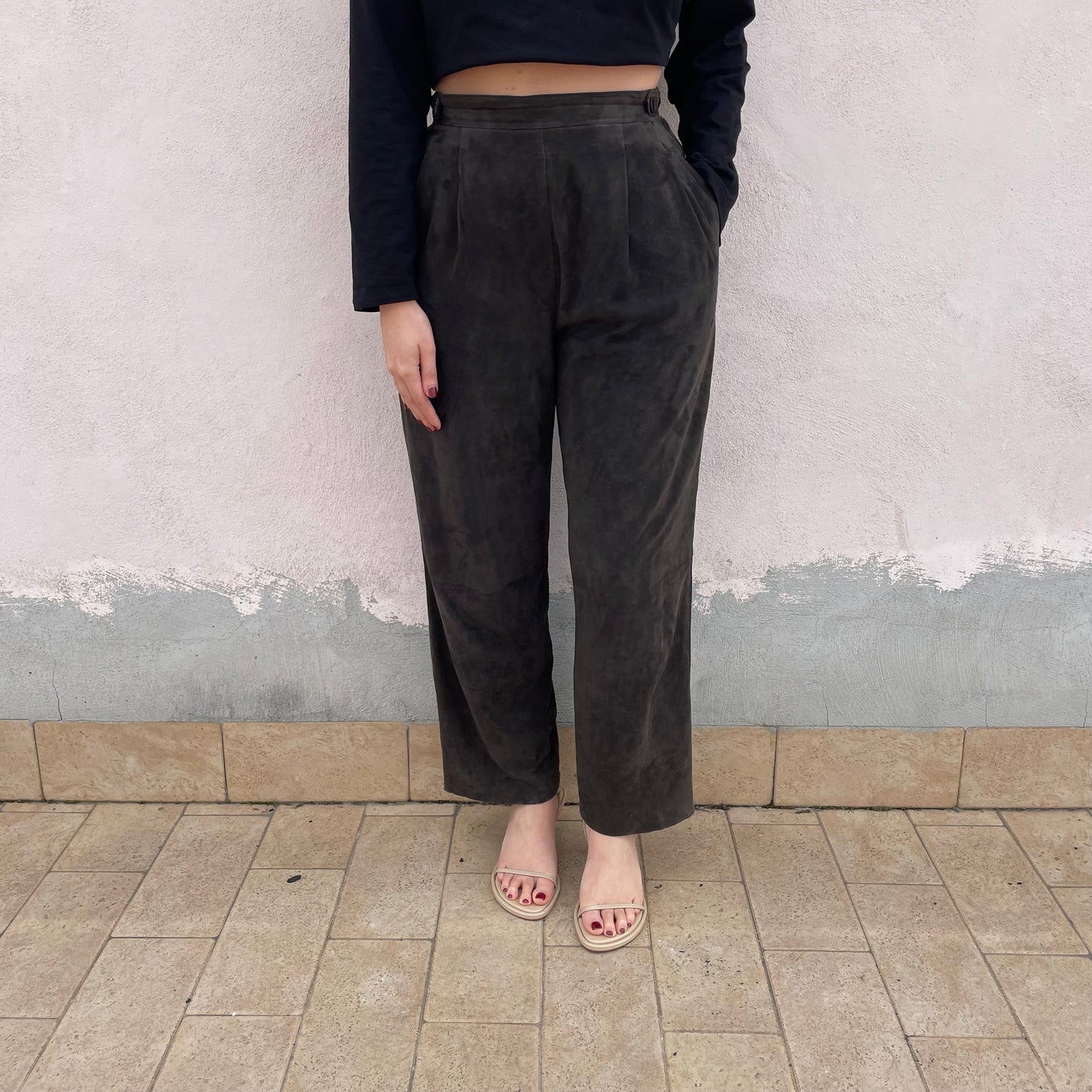 Pantaloni scamosciati