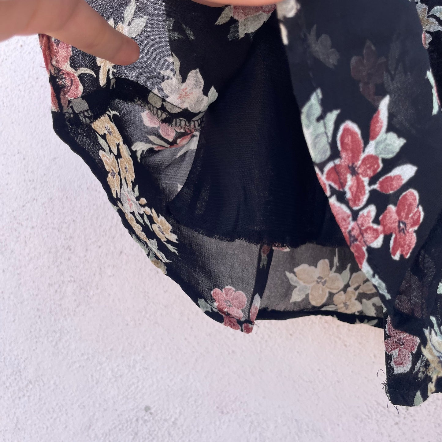 Minigonna nera fiori