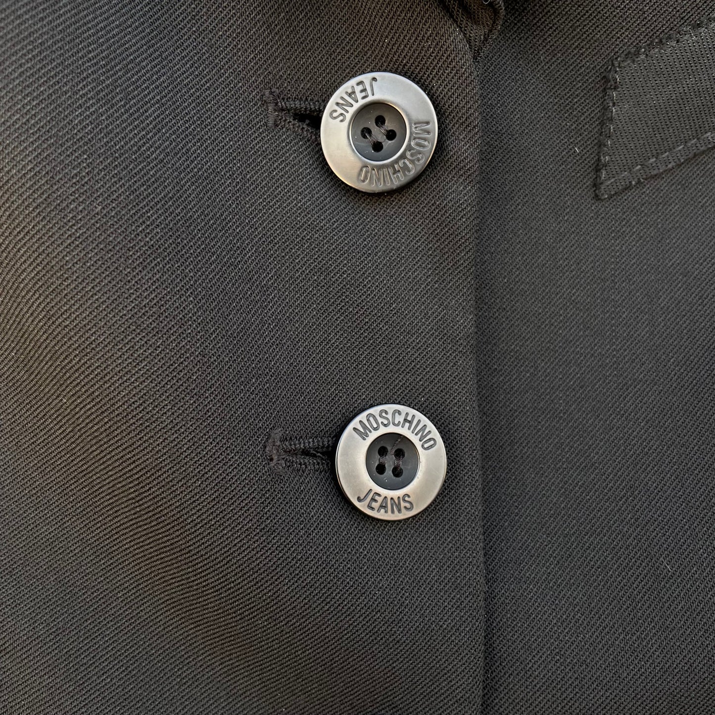 Blazer coccarda Moschino