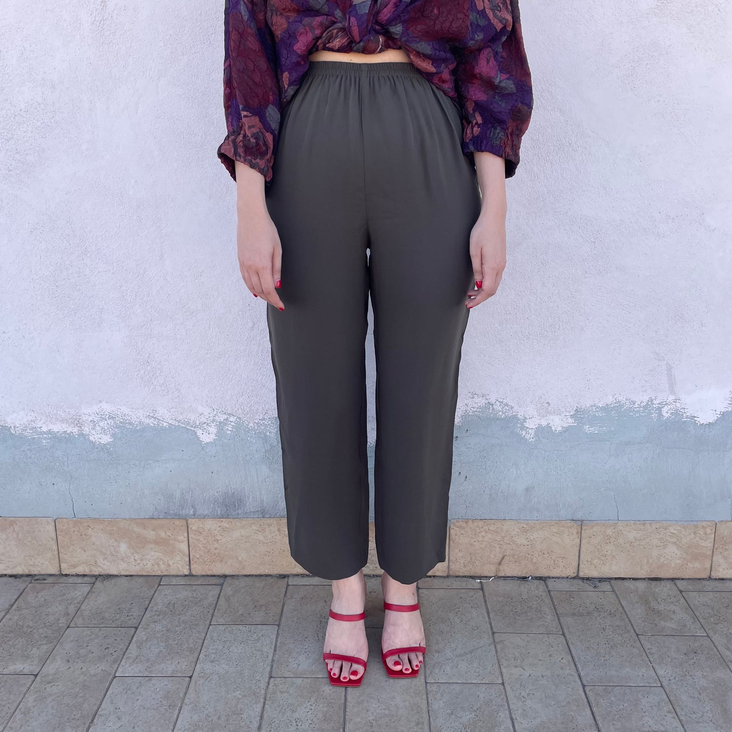 Pantaloni in seta oliva