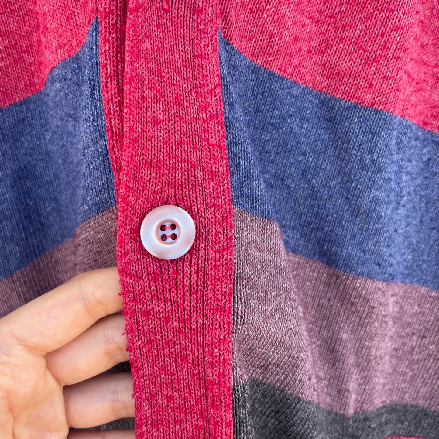 Cardigan over righe