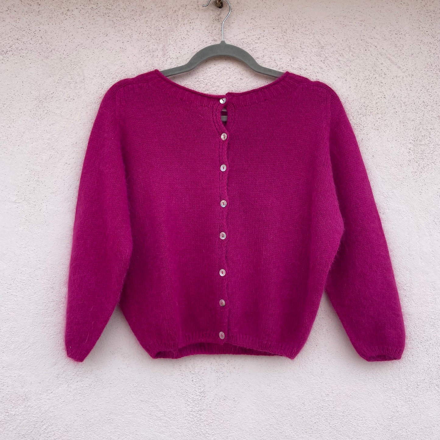 Cardigan magenta angora blend