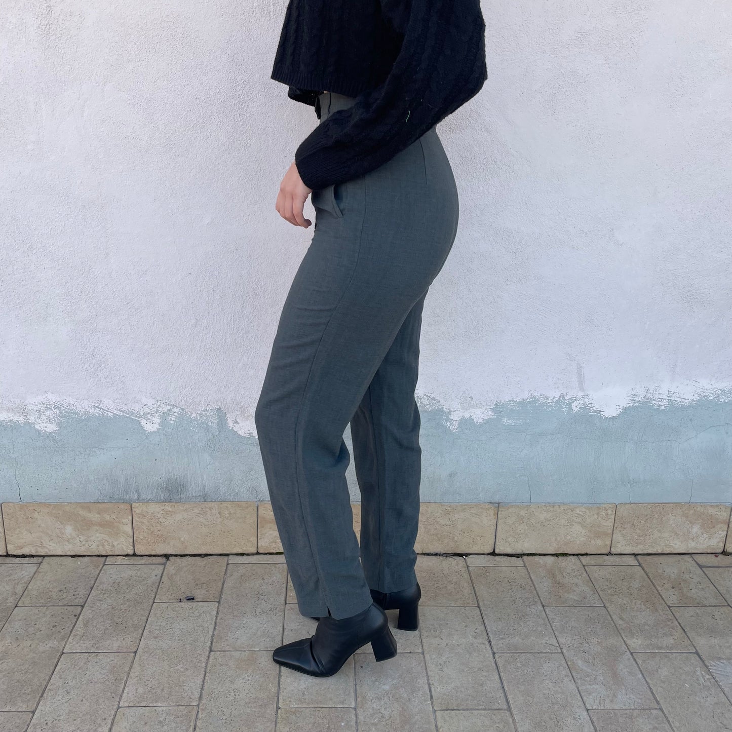 Pantaloni grigi vita alta
