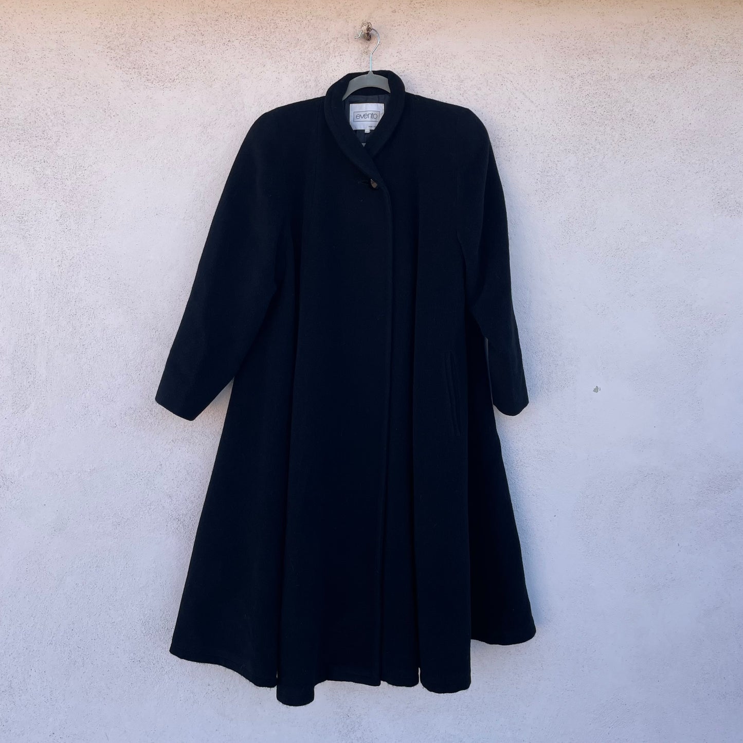 Cappotto nero ruota