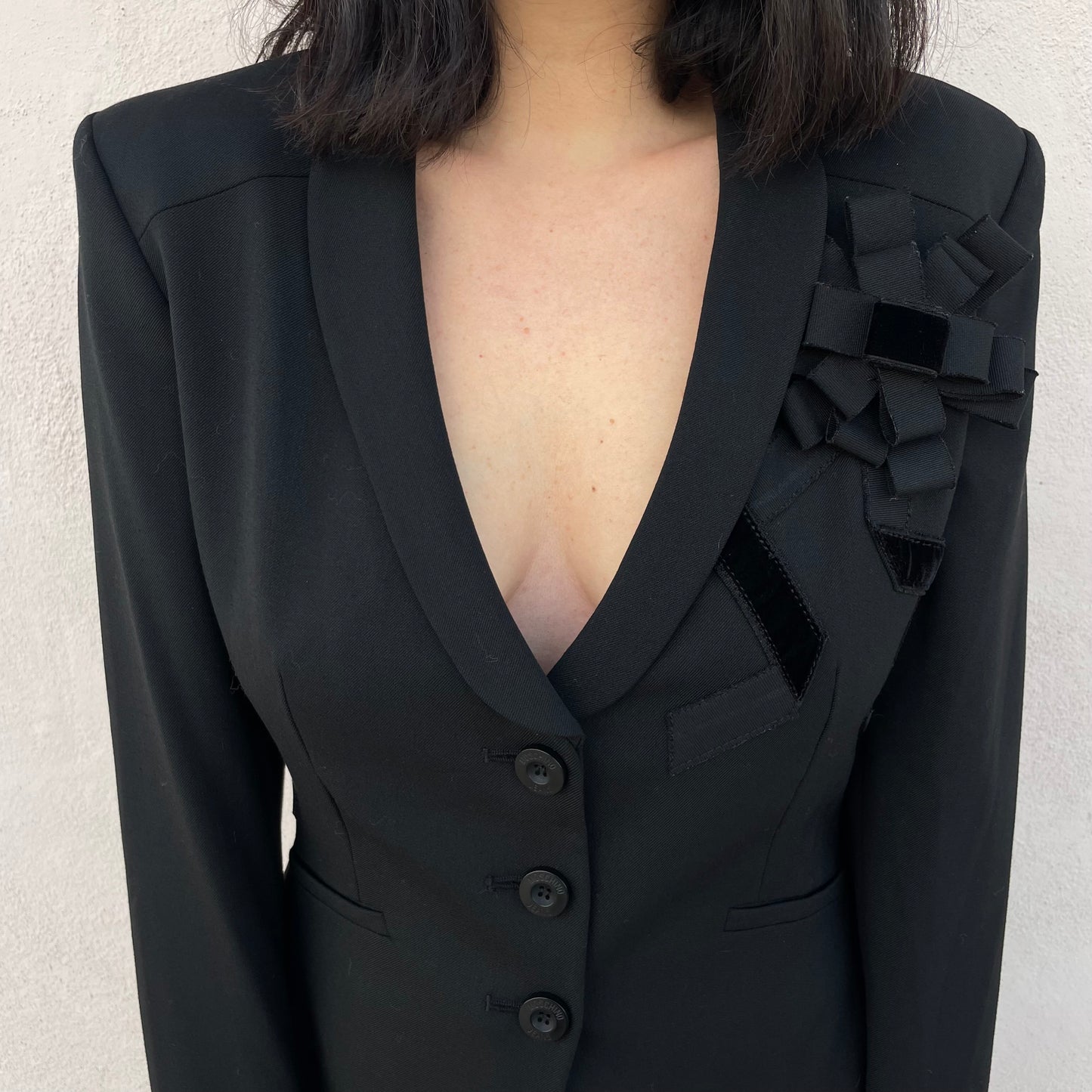 Blazer coccarda Moschino