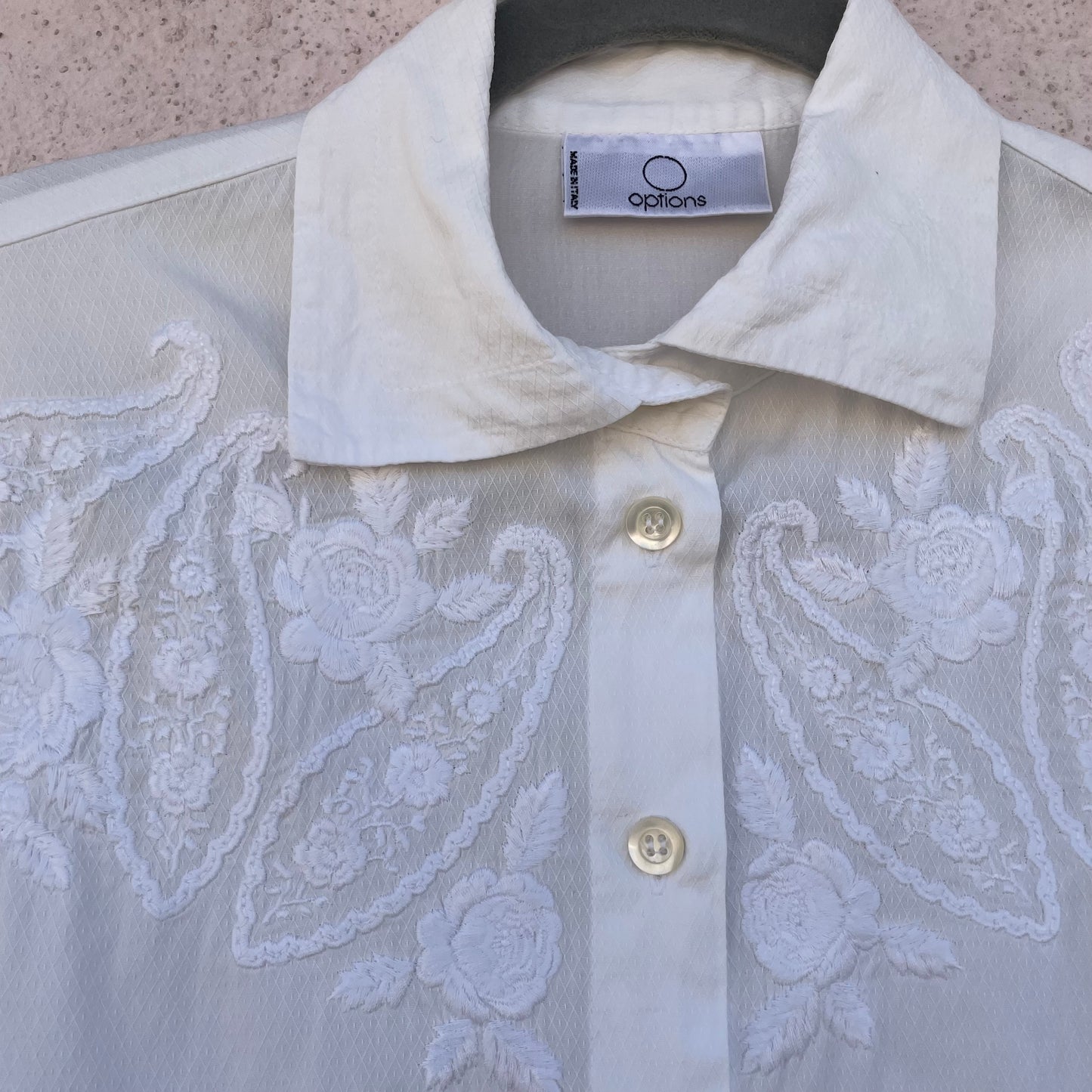 Camicia ricamata Options