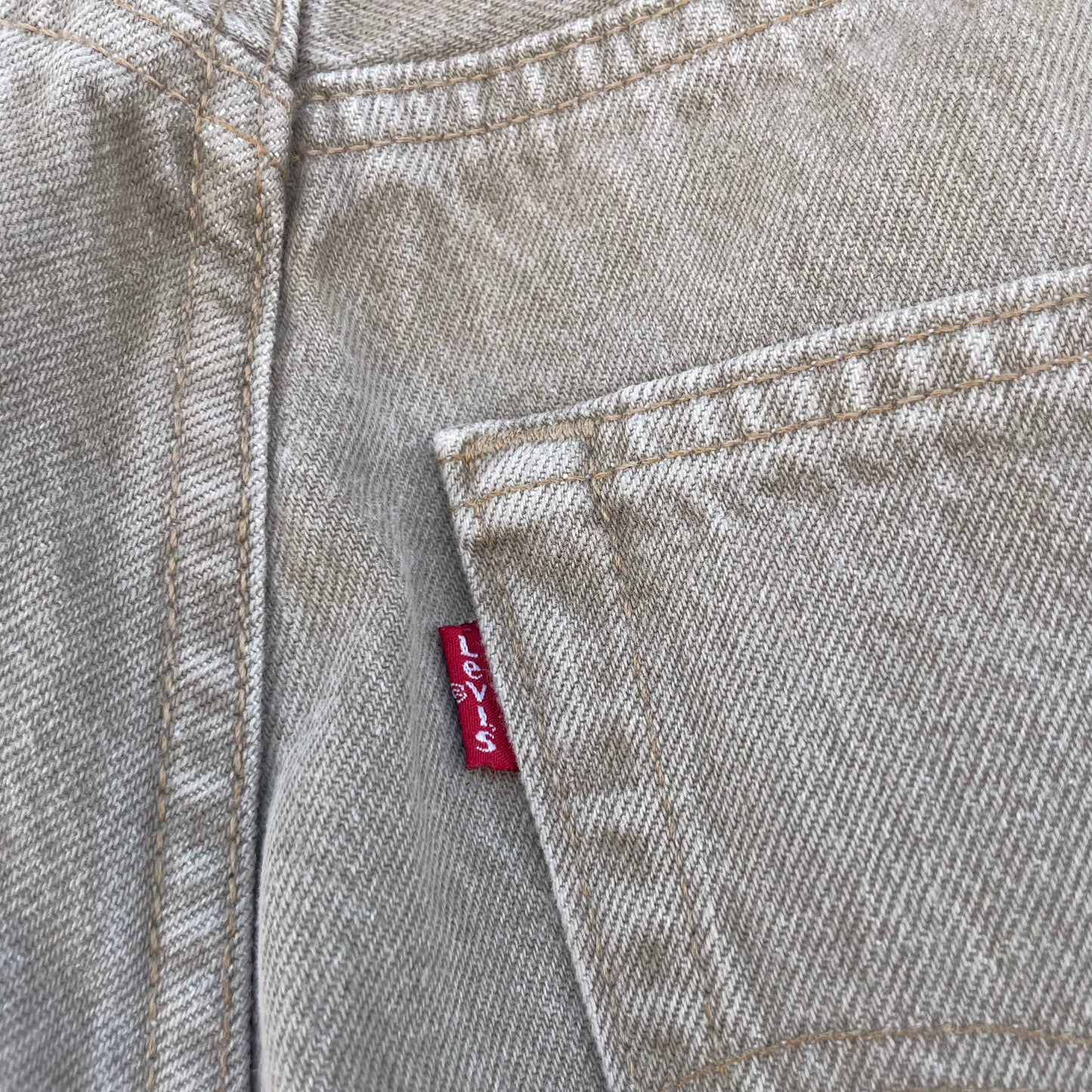 Bermuda Levi’s 901