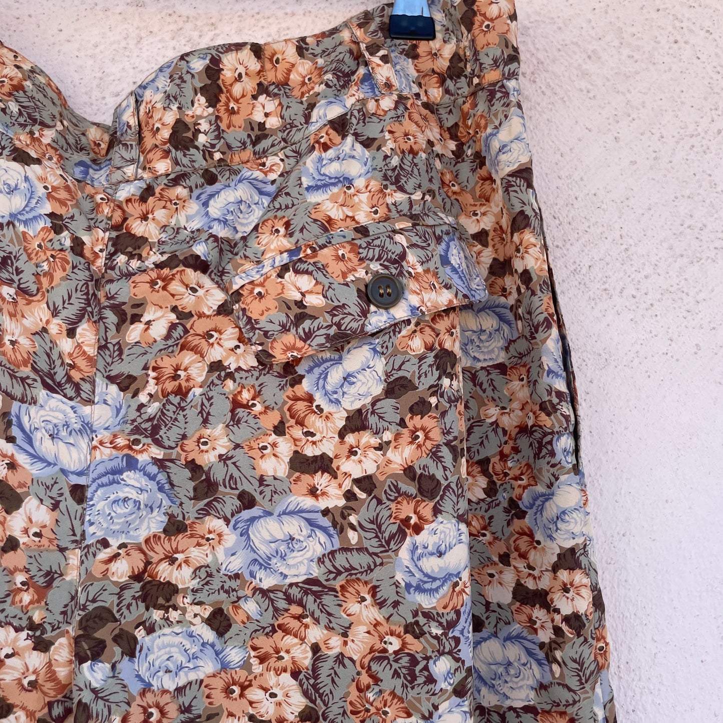 Shorts in seta fiori