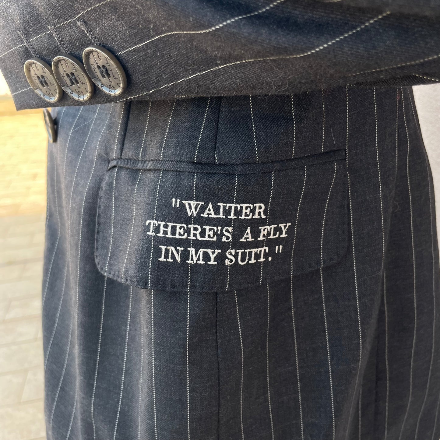 Blazer Moschino “fly”