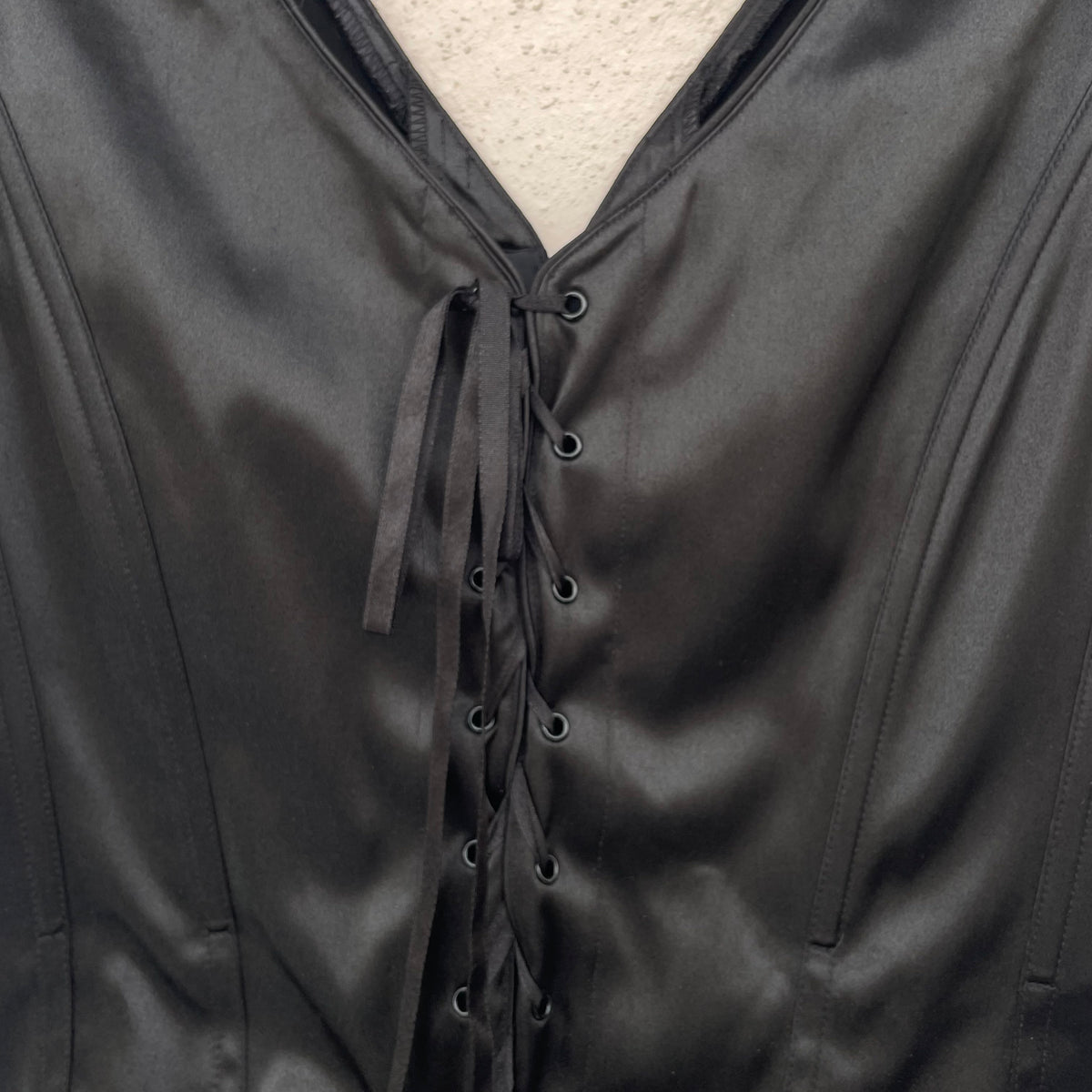Bustier nero raso