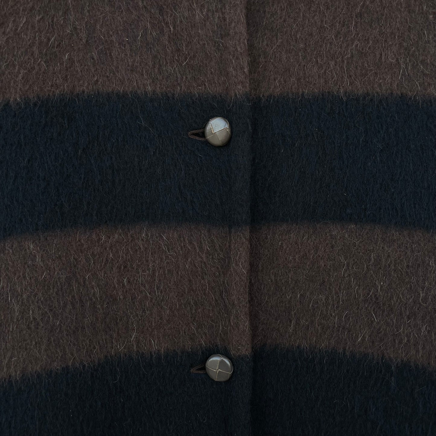 Cappotto marrone e nero