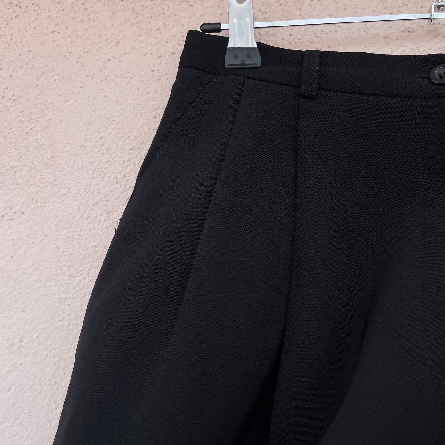 Pantaloni neri vita alta