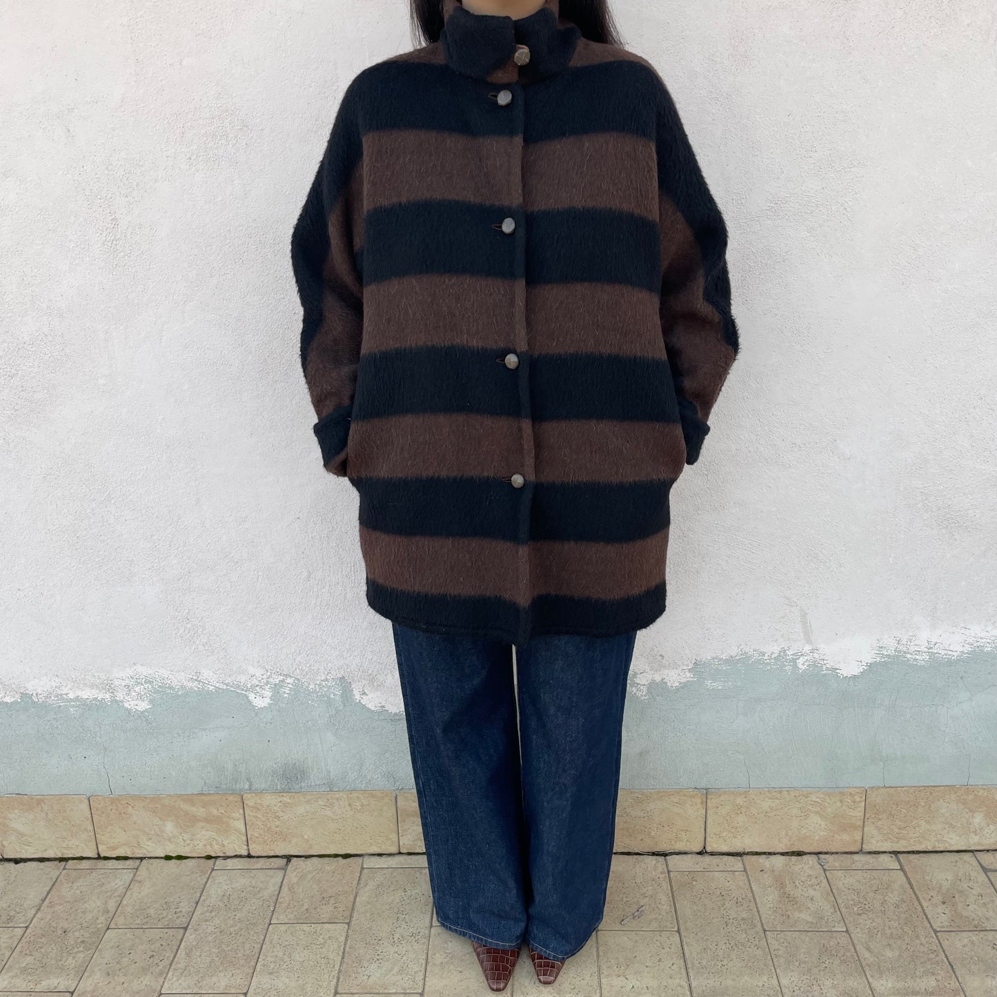 Cappotto marrone e nero