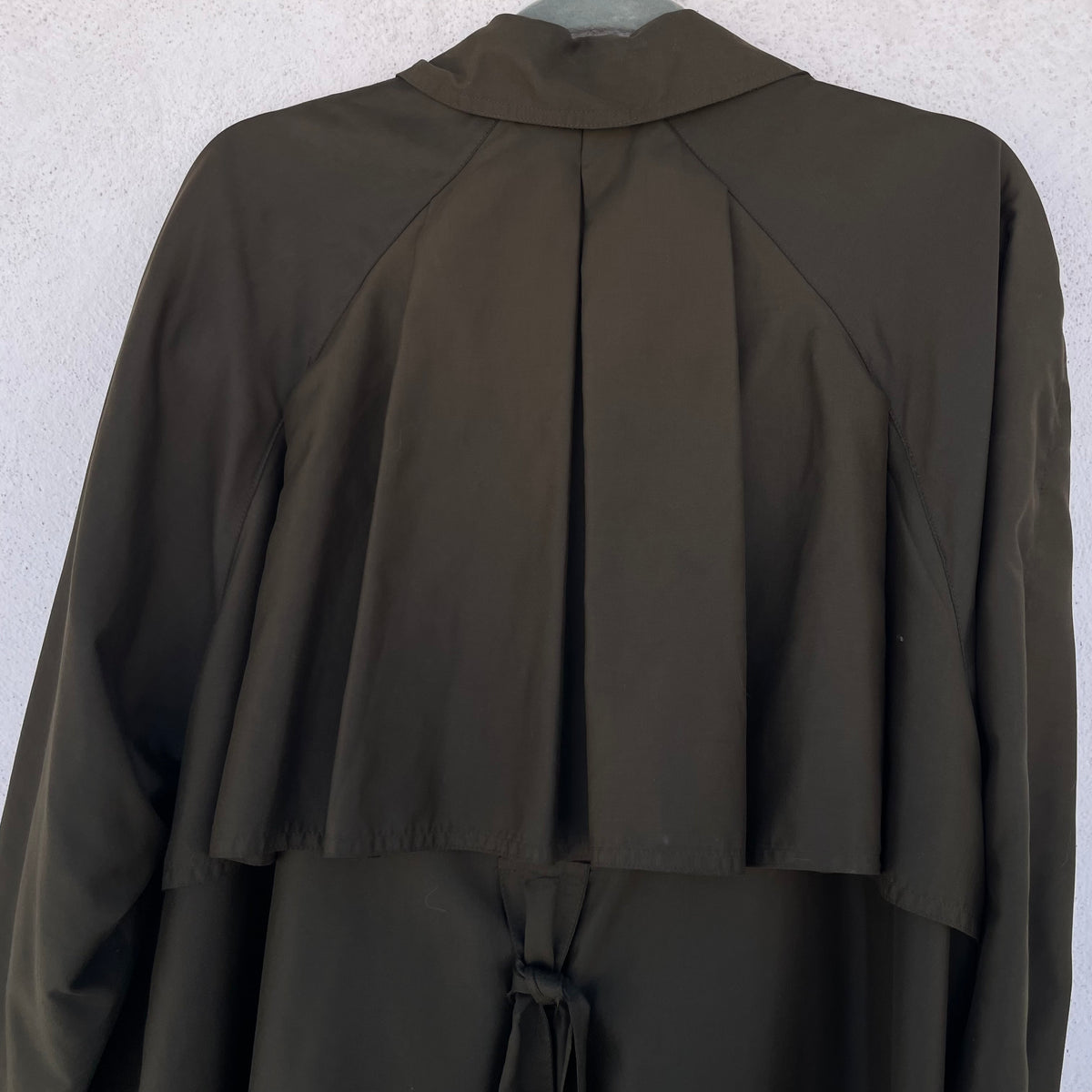 Trench verde oliva