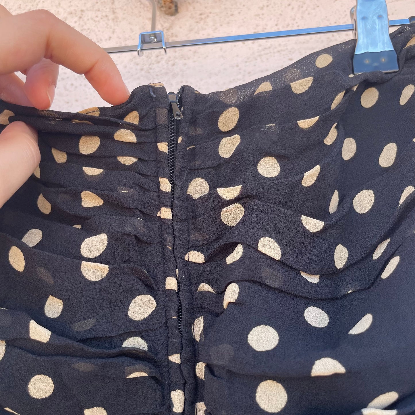 Abito nero pois