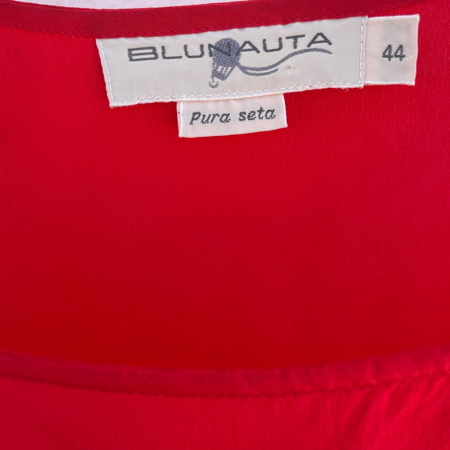 Top seta rosso