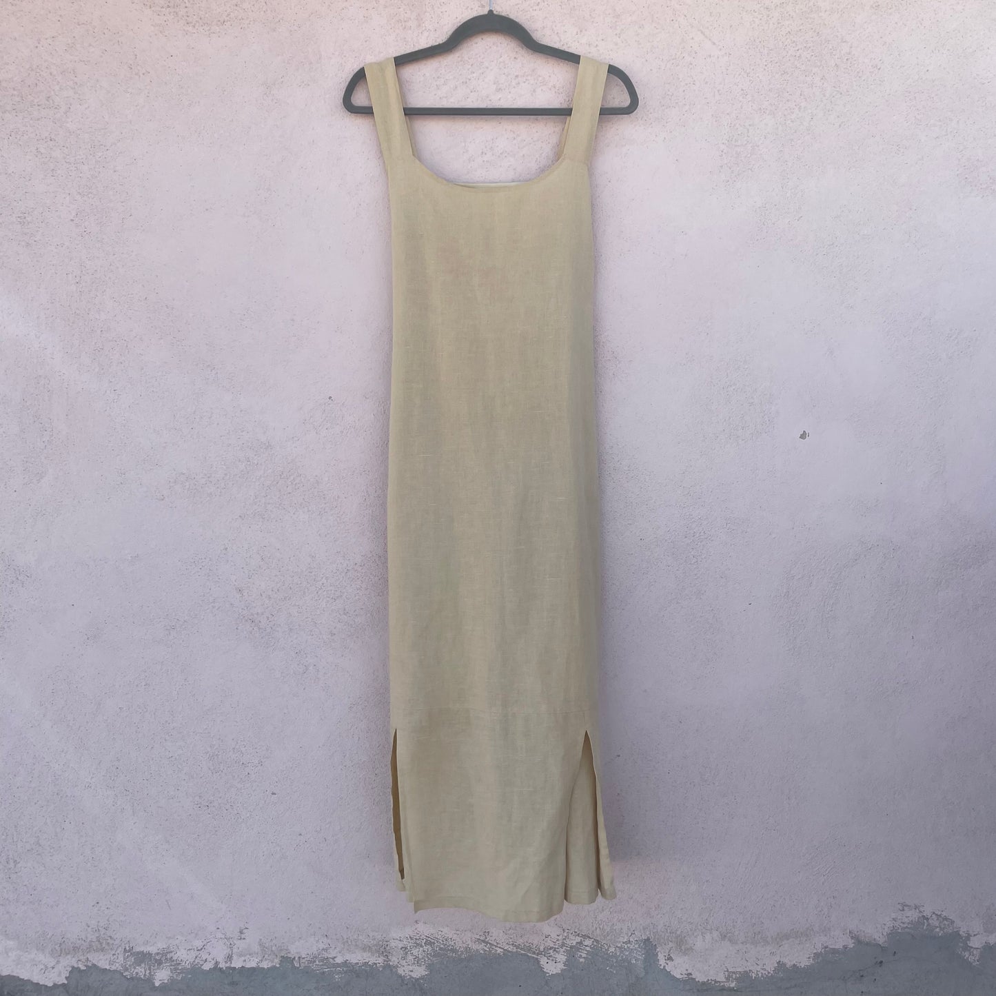 Abito crema spacchi