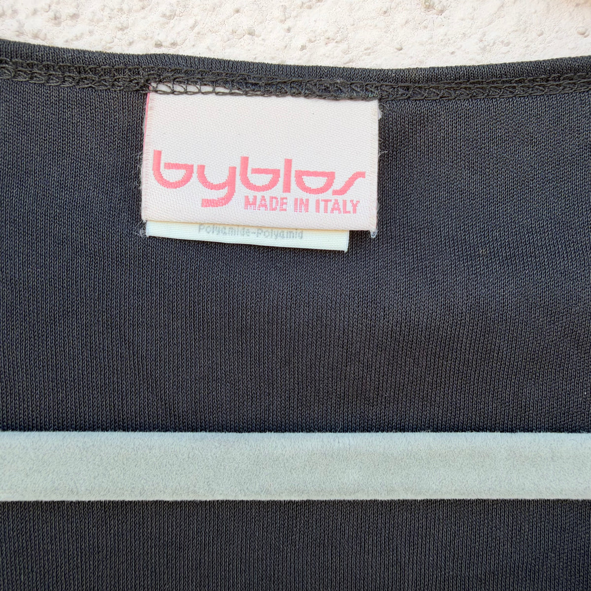 Crop top anello Byblos