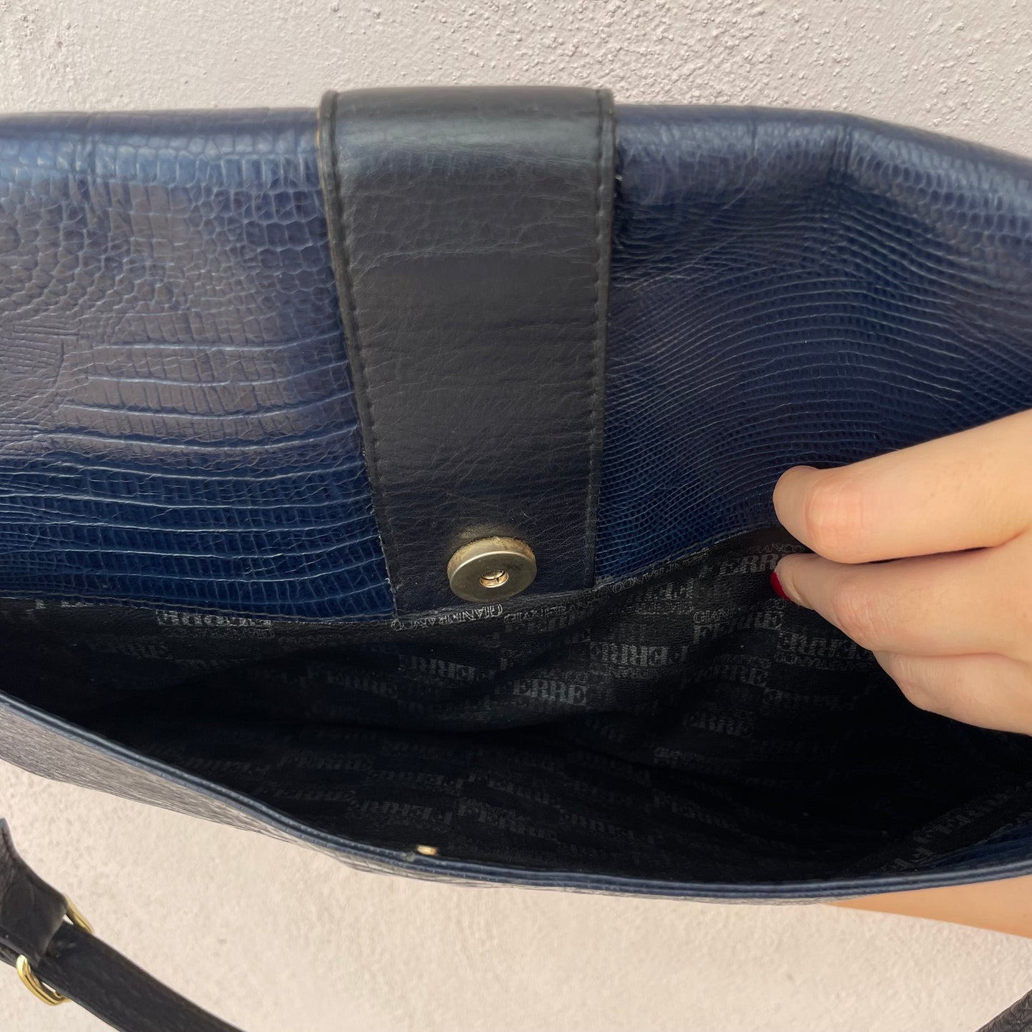 Borsa blu Ferré