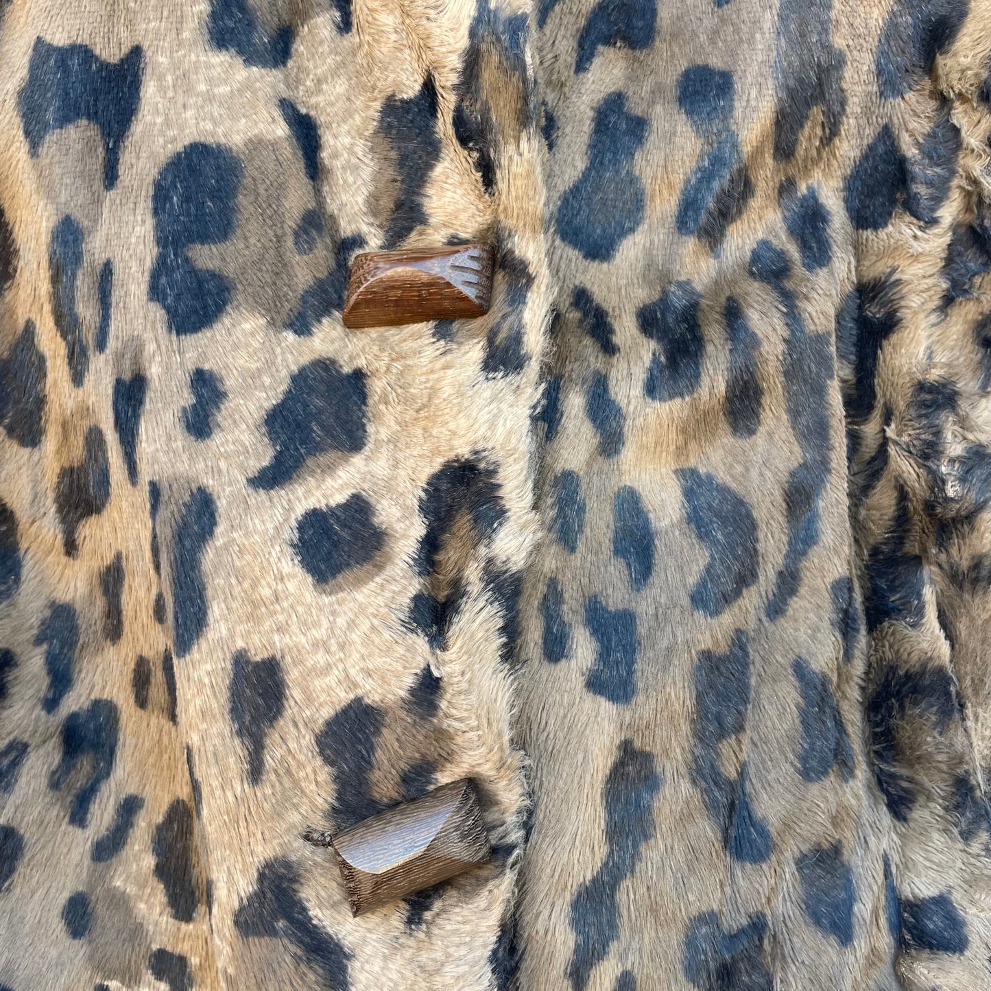 Ecofur leo Burani