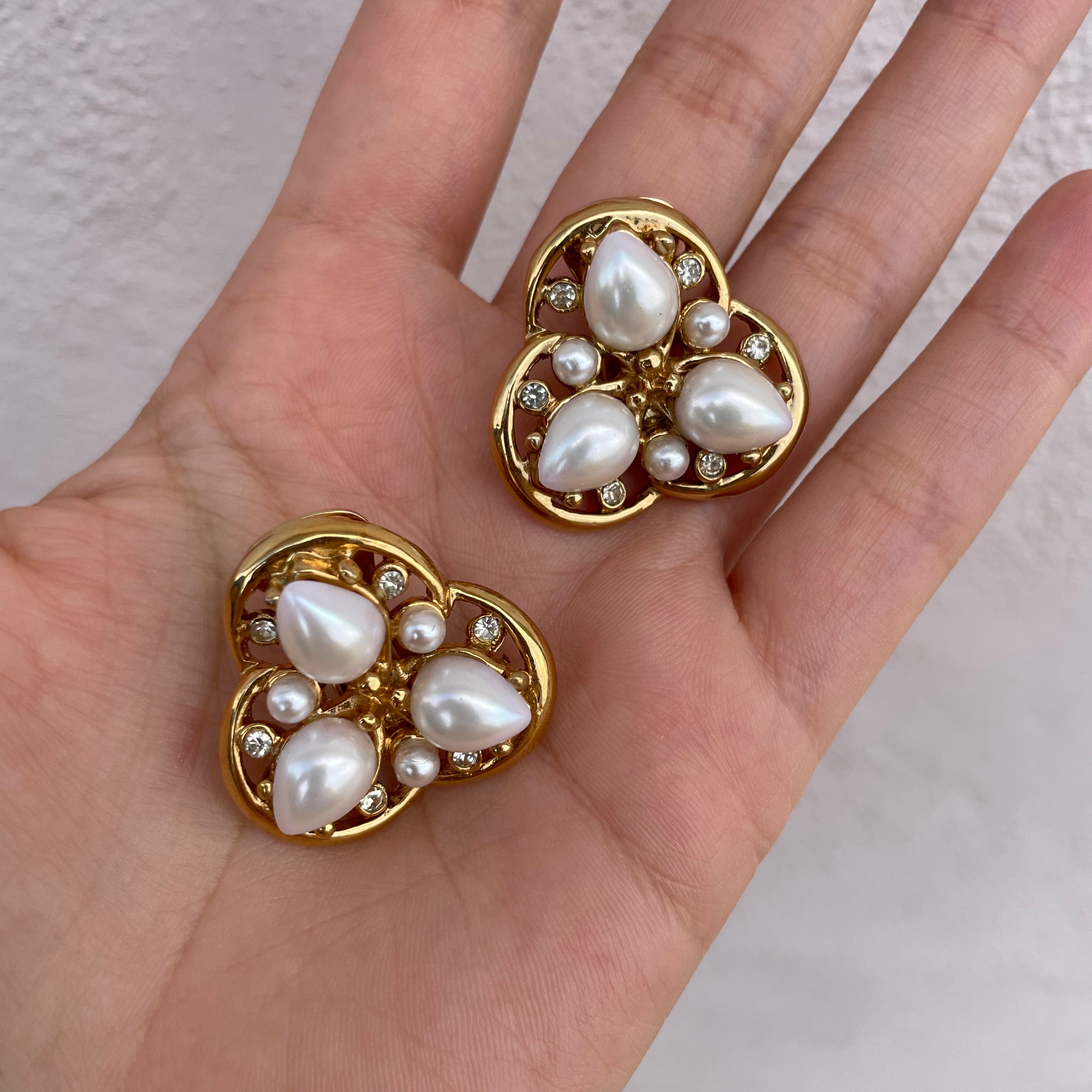Orecchini trilogy con cristalli - Gioielleria Momenti d'Oro