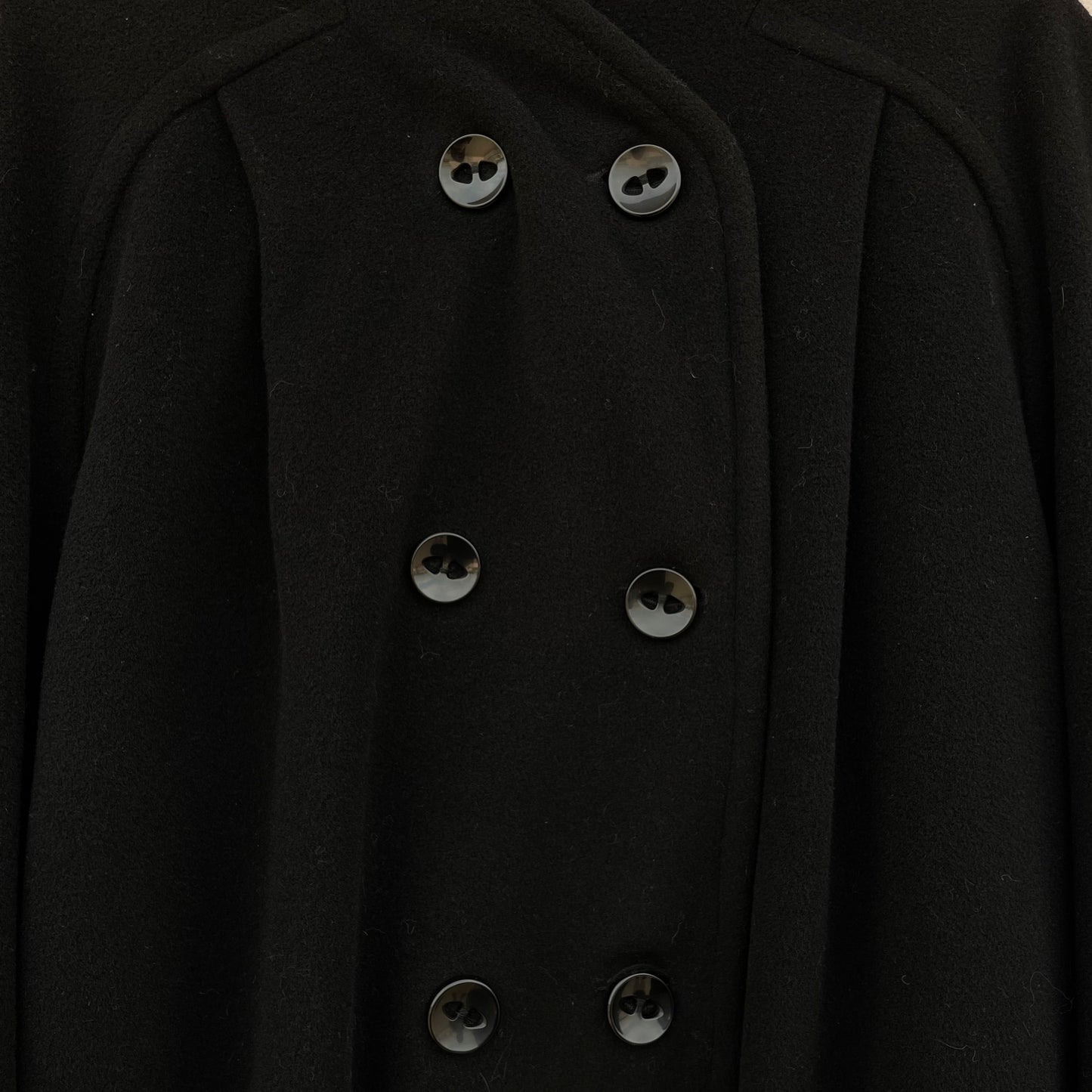 Cappotto nero doppiopetto