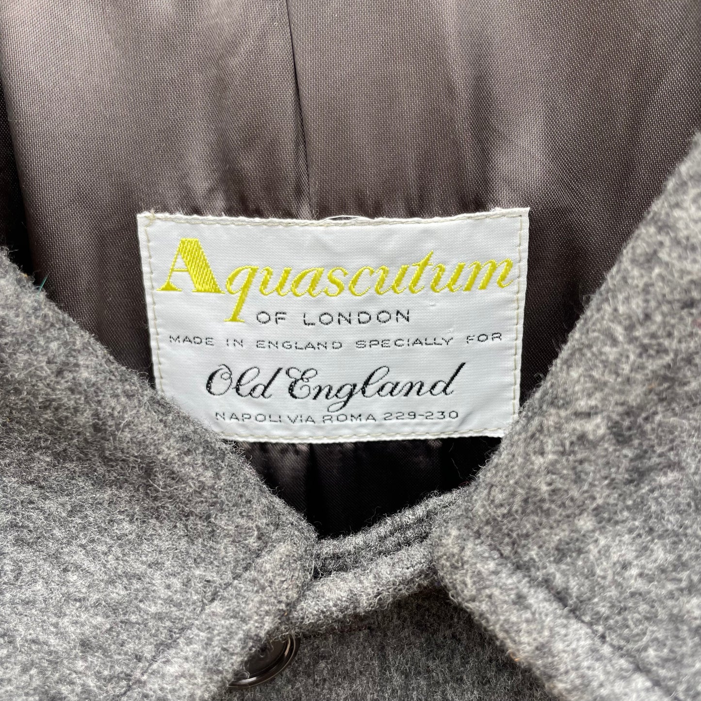 Aquascutum grigio