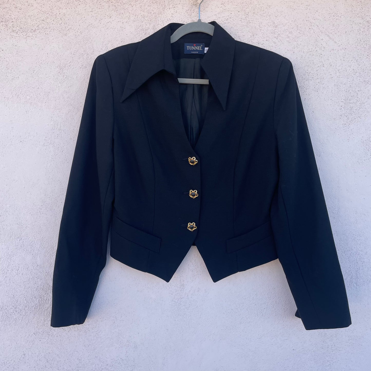 Blazer cropped bottoni gioiello